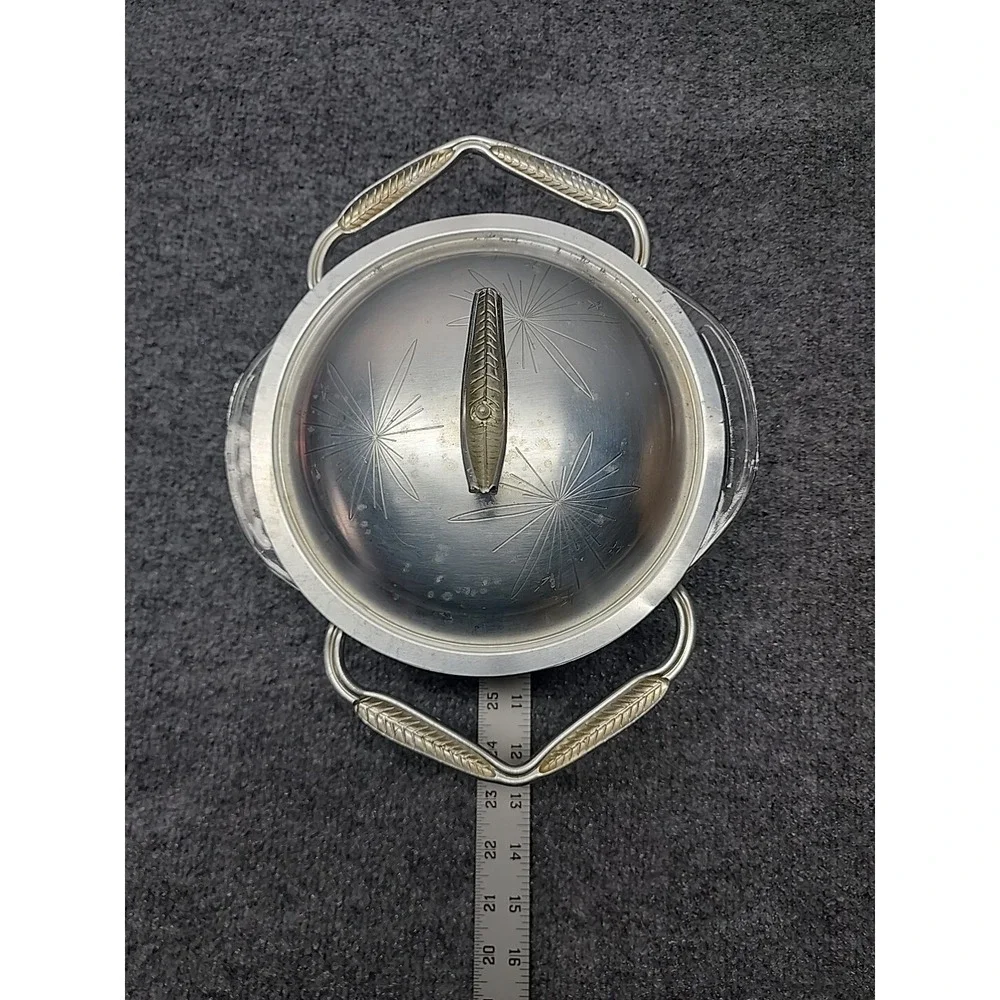 Vintage Pyrex Casserole Dish Atomic  Aluminum Holder Cradle & Lid 1.5 Qt E1